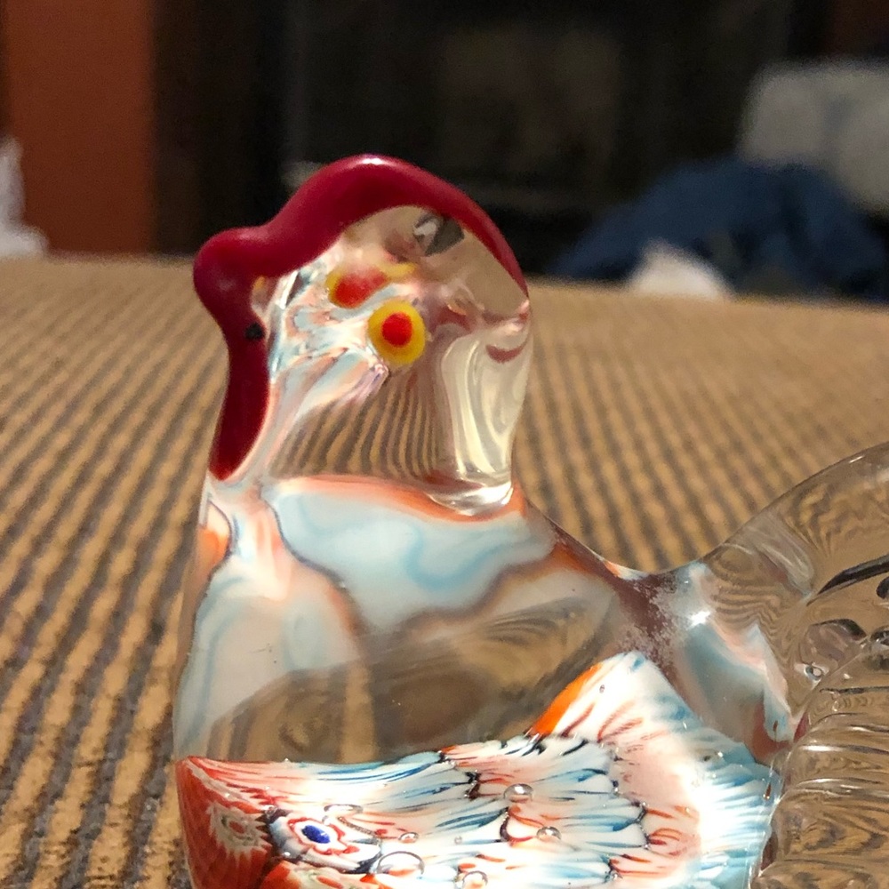 Chicken glass blown weight beautiful